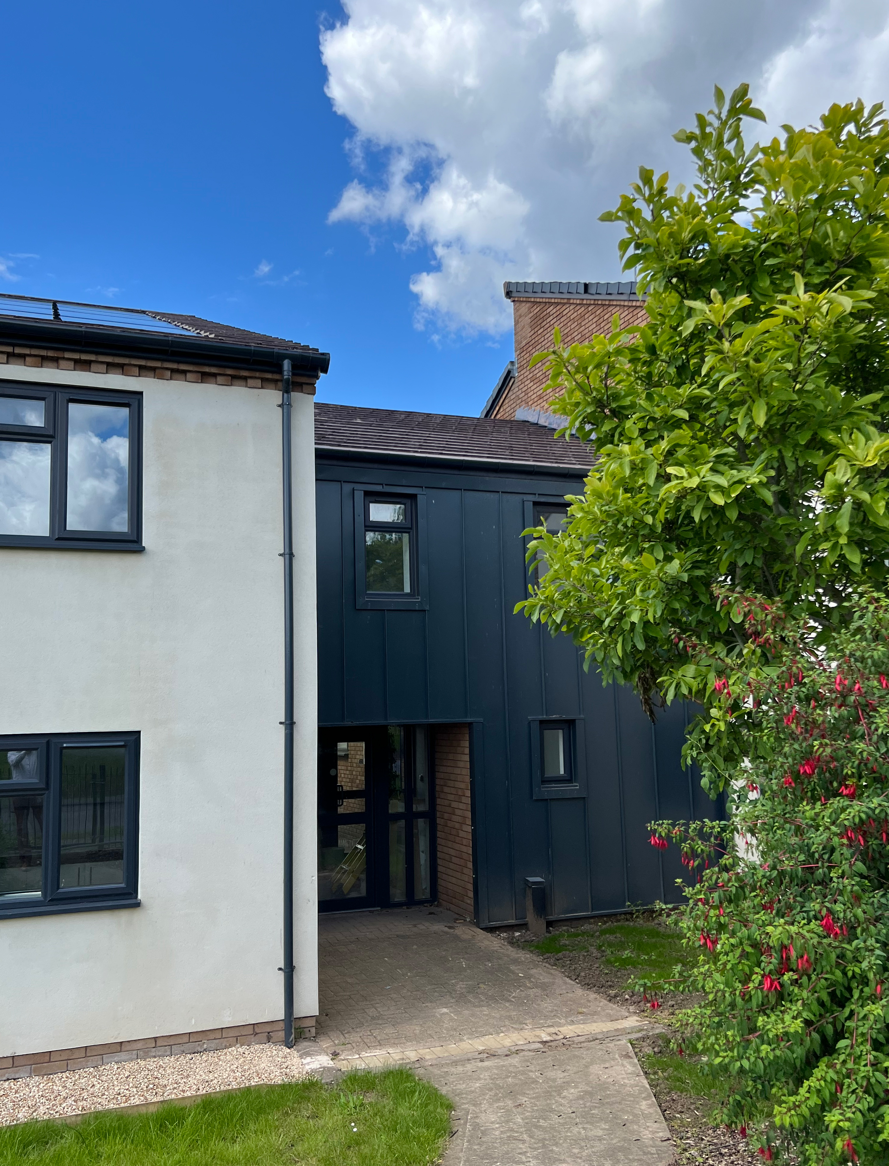 Exterior photo of Ocean House in Daventry